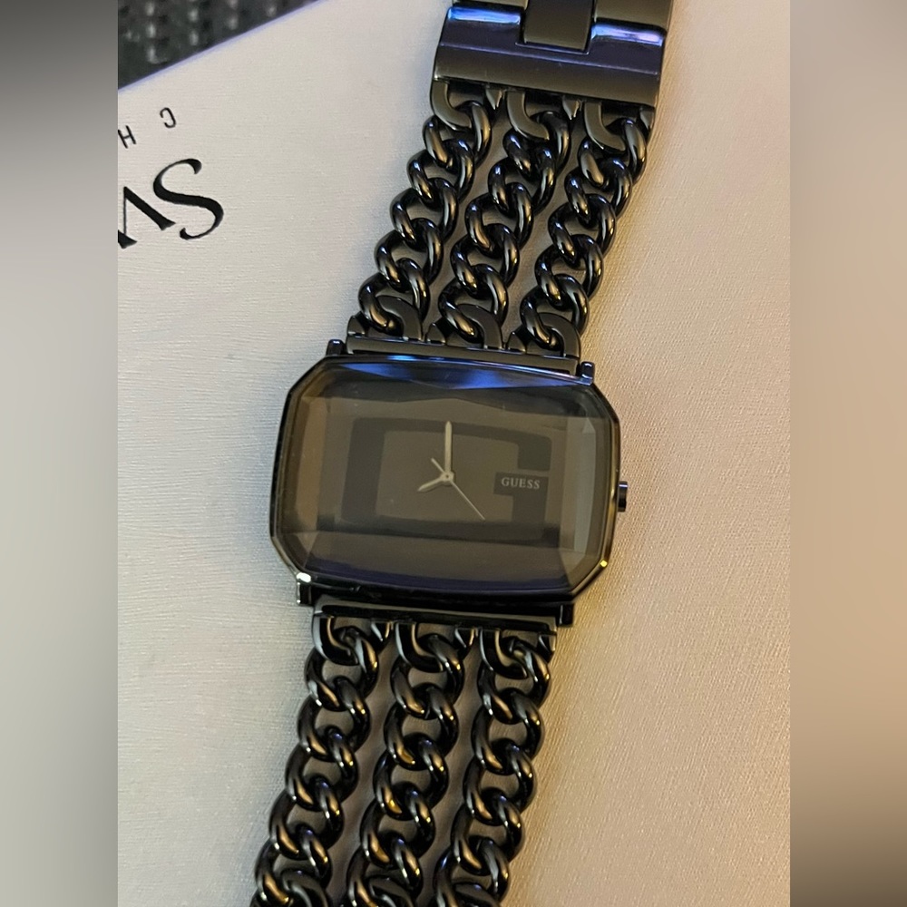 Guess Watch